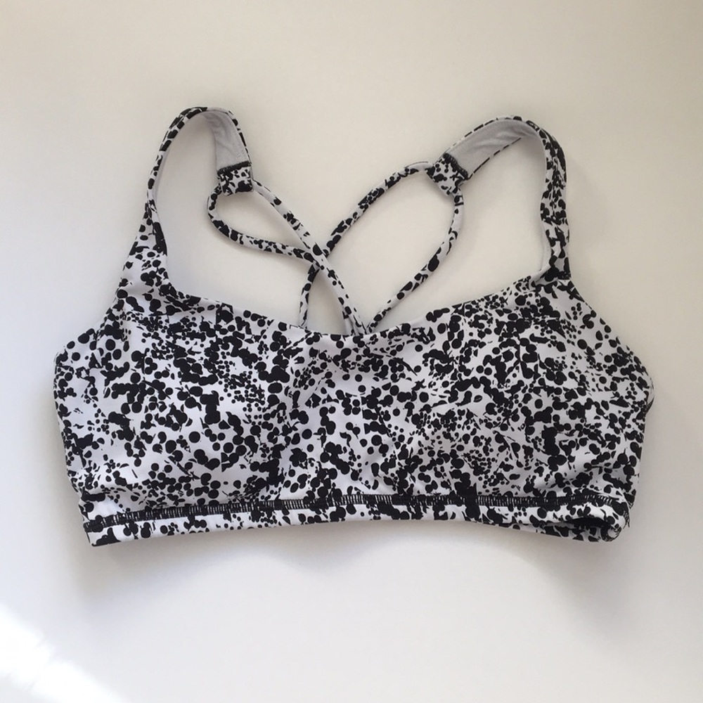 Lululemon Free To Be Bra